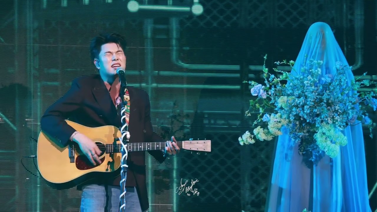 070326 DươngDomic | Không Ngừng Suy Nghĩ - Guitar Ver | HerConcert 