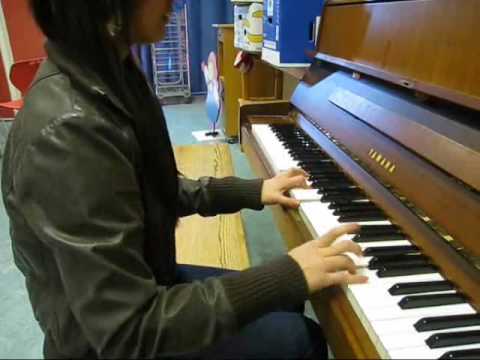 Tina Pham plays River flows in you