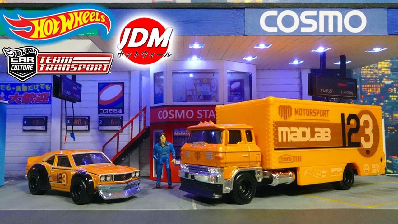 Hot Wheels Team Transport MAD MIKE Mazda RX3 GT & Sakura Sprinter
