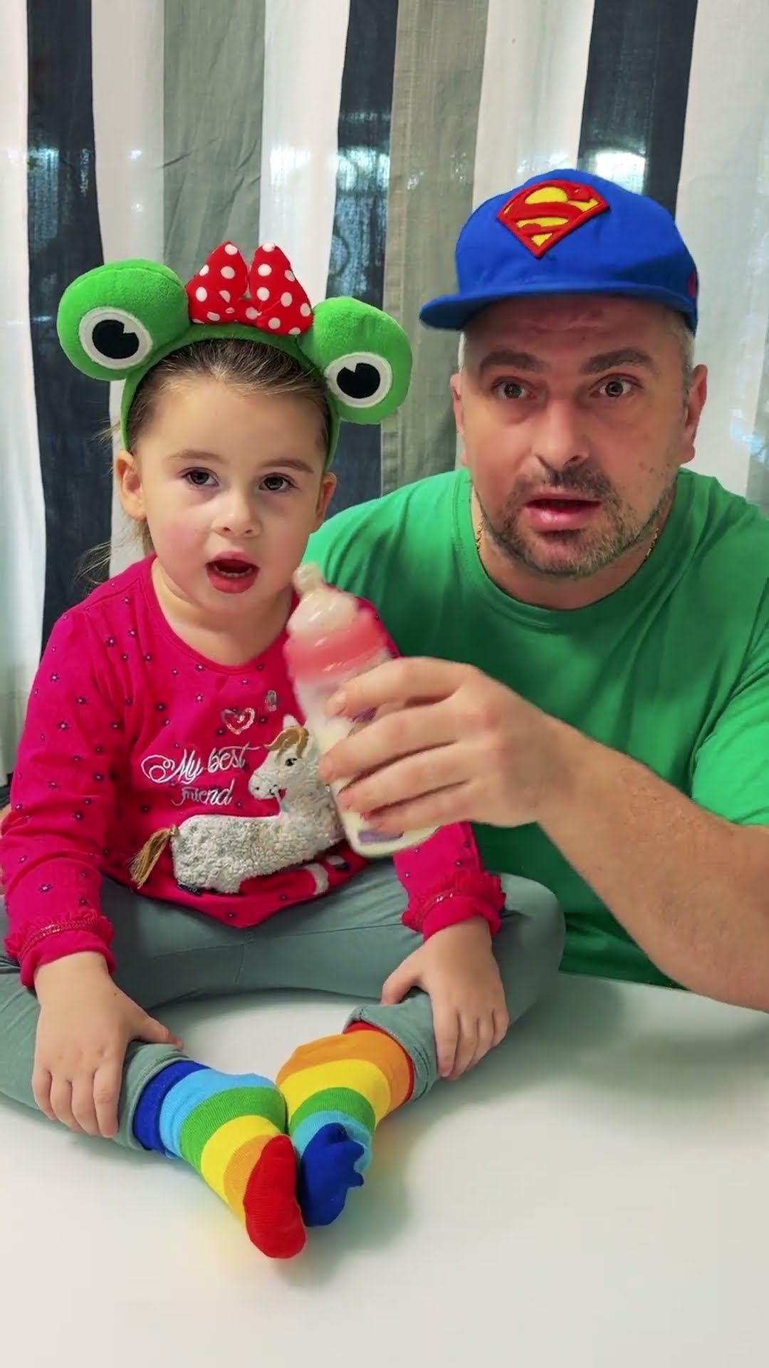 comedy: ?dad pranks cute baby?❤️?
