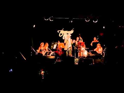 LA ULTIMA CURDA- Peteco Carabajal & China Cruel