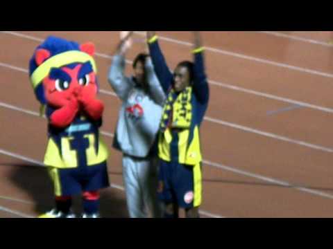 101114　草津２－１岡山。アレックスの瞬間トラメガパフォーマンス