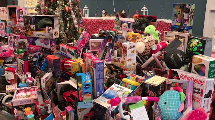 Port of Palm Beach delivers more than 500 gifts to...