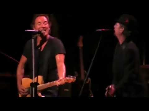 Bruce Springsteen & Roger McGuinn - Mr. Tambourine Man - Live from Orlando (04/23/2008)