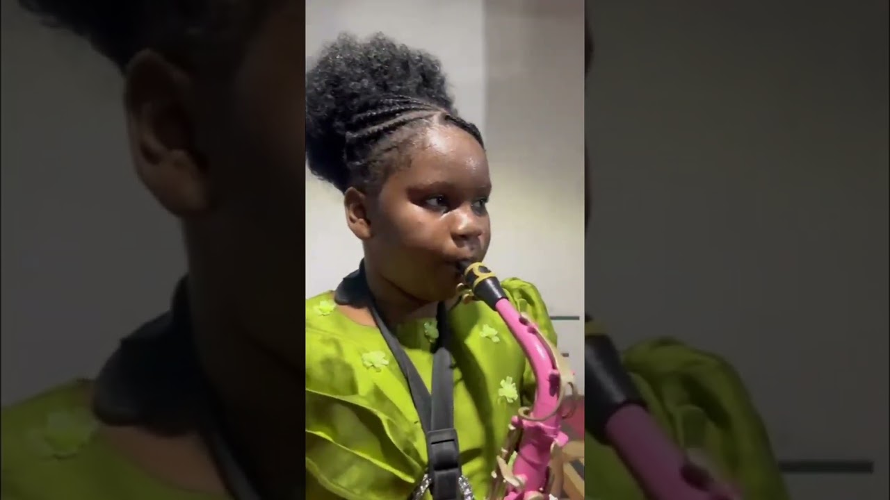 Adewole Nifemi PinkSaxGirl at 