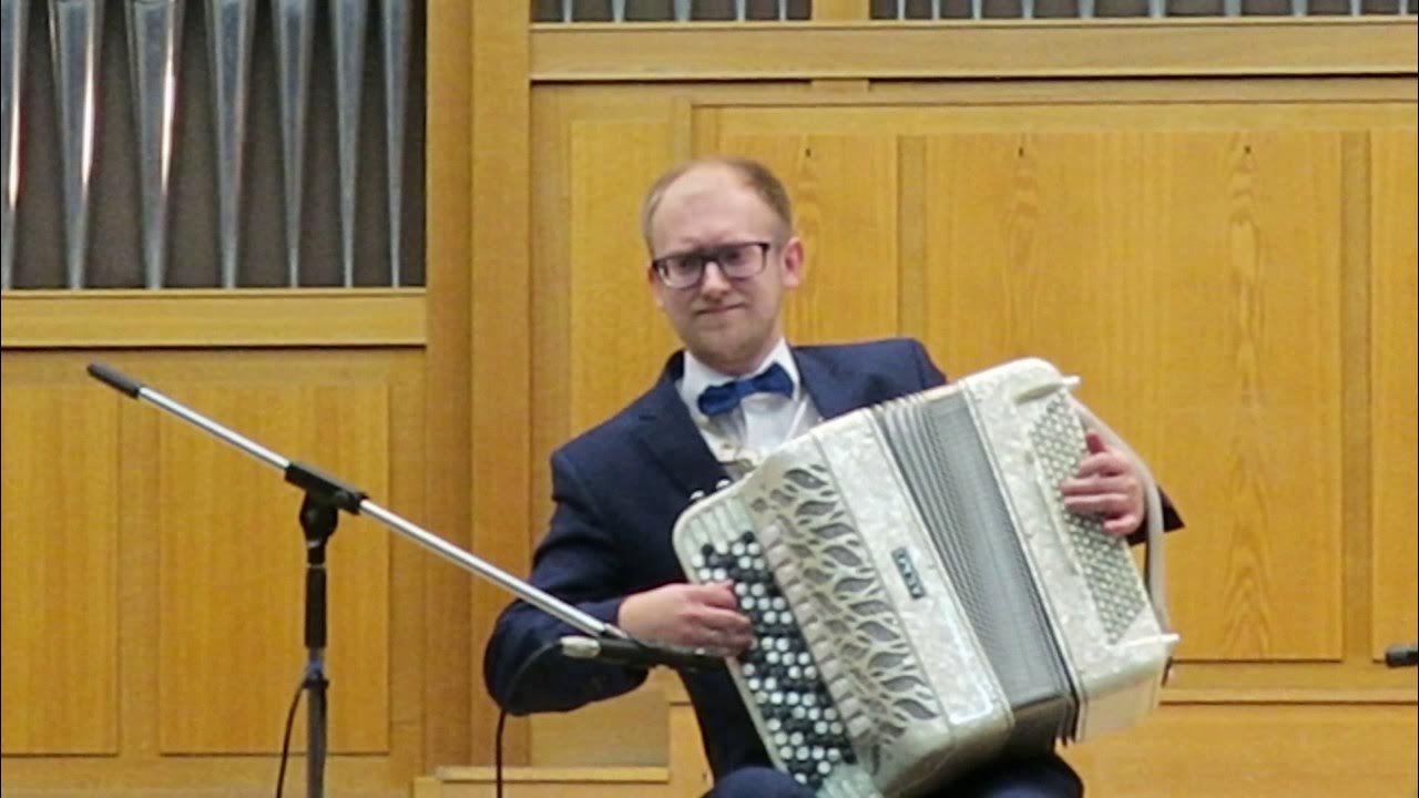 Виталий аханов хор. Аханов аккордеон. Эдуард аханов баян. Эдуард аханов баян. Концертная полька эдуард аханов.