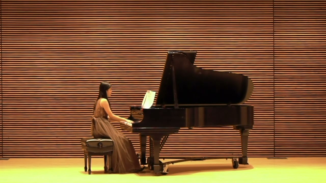 Claire Liu - Piano Sonata No.8 OP.13 Mvt II (Beethoven)