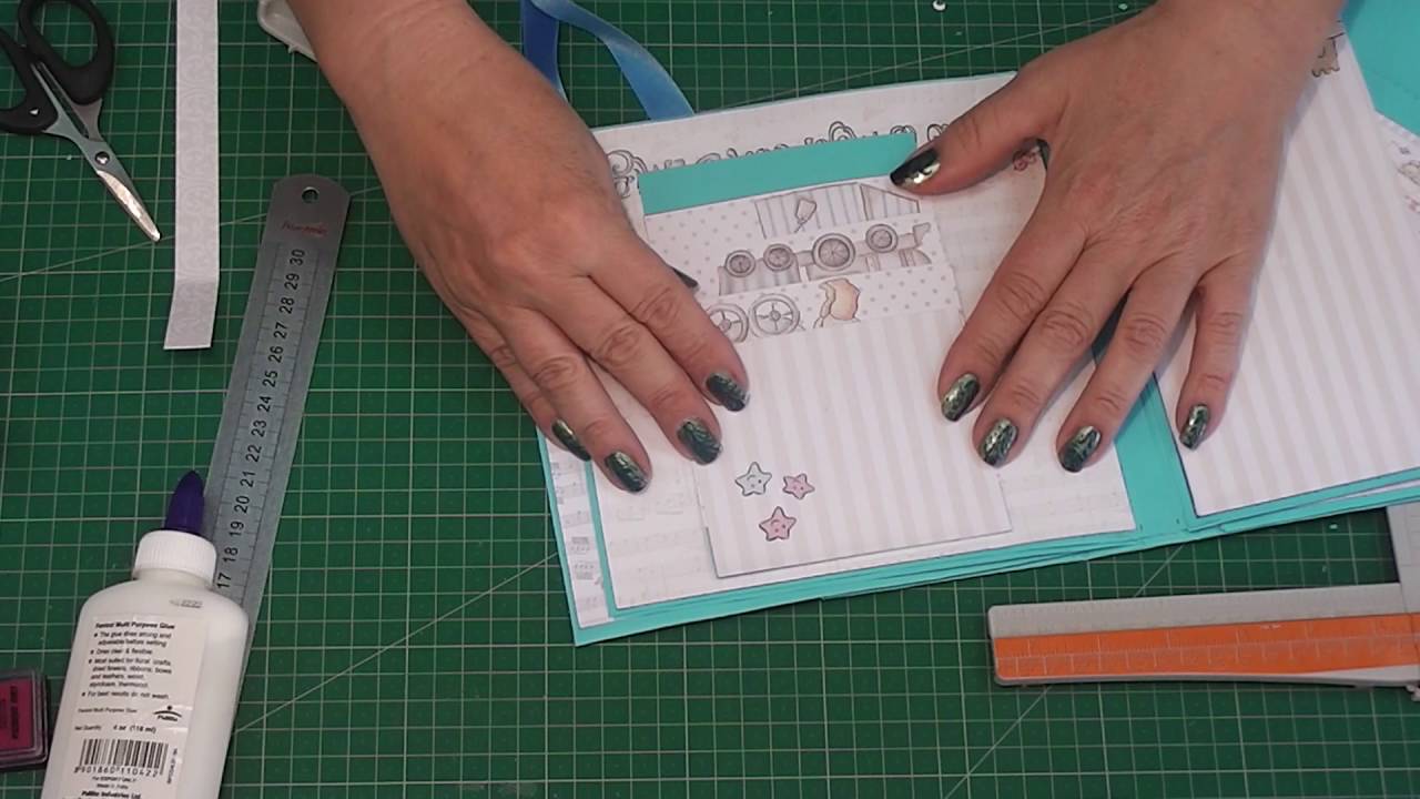 AL BUM DE BEBE . PARTE 4 TARJETA CASCADA scrapbook paper