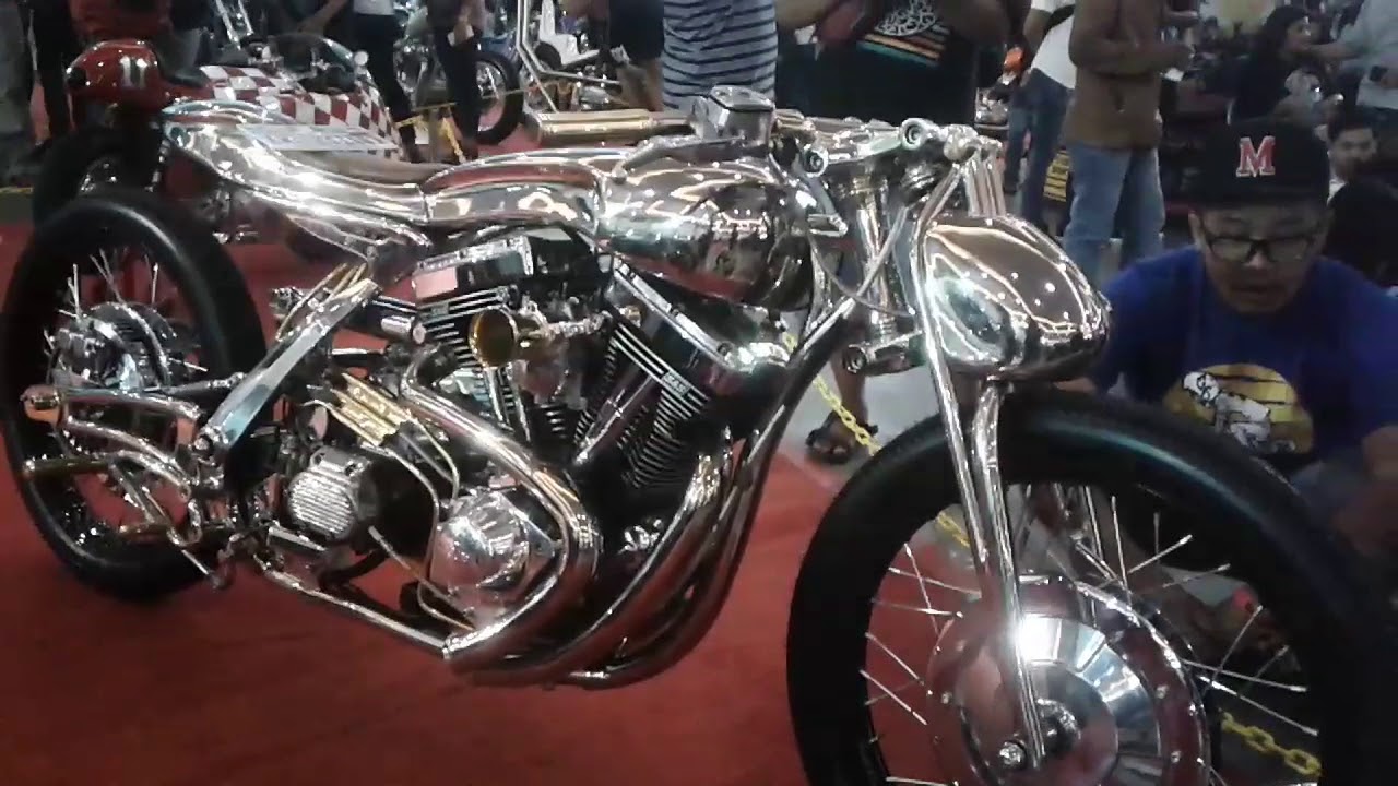 KUSTOMFEST 2018 YOGYAKARTA | 148 CUSTOM BIKE AND 28 CUSTOM CAR GIVE YOU DIFFERENCE COLOR