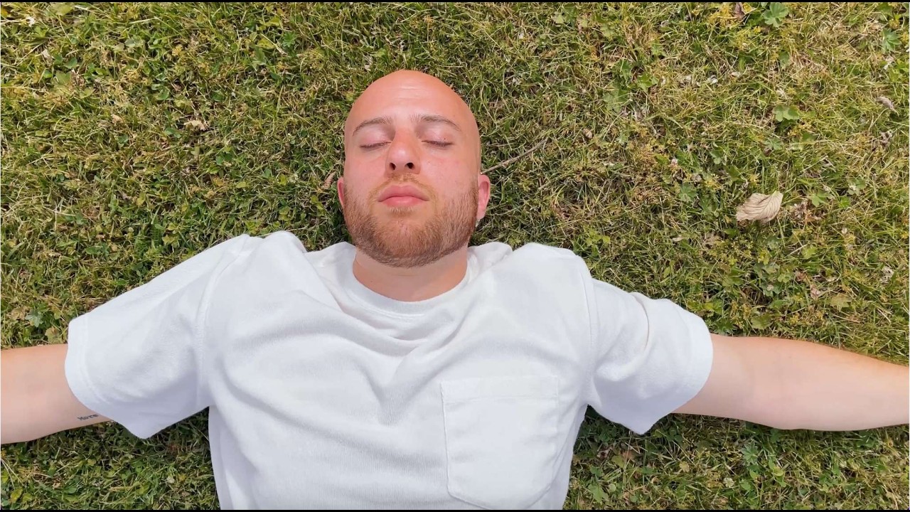 The empty bottle - Artfilm