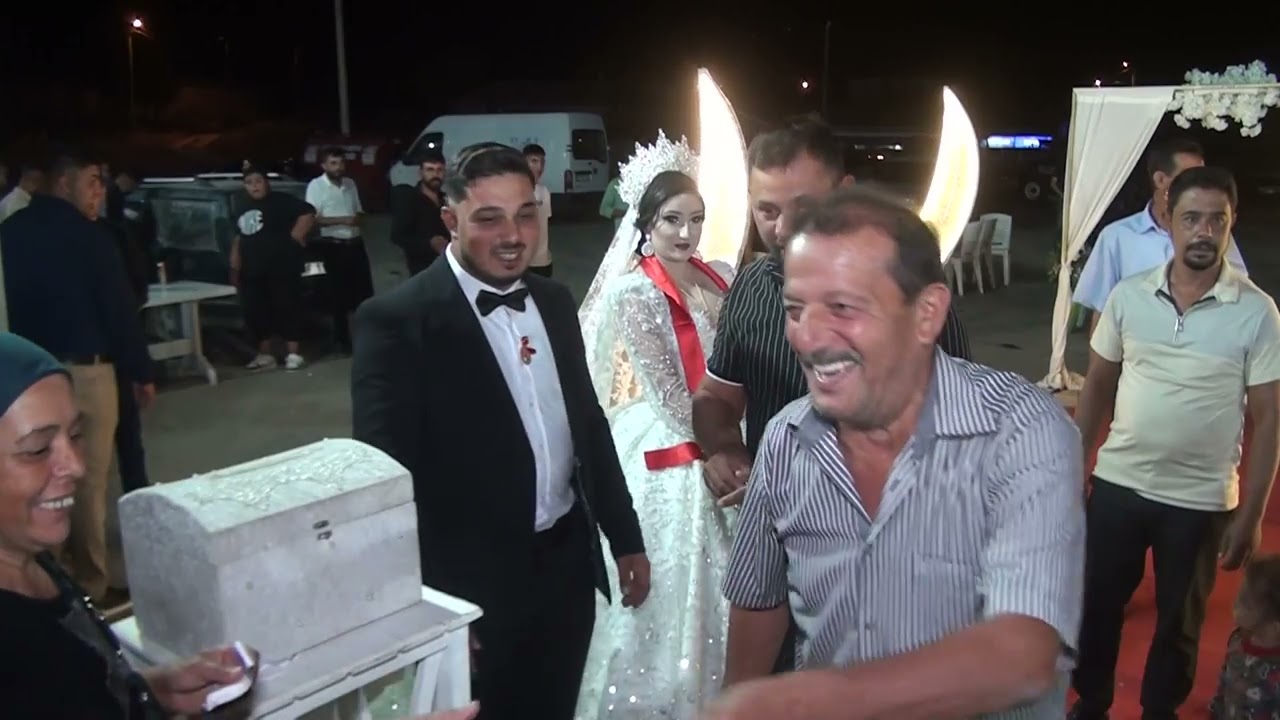 BARIŞ VE KÜBRANIN EVLENME DÜGÜNÜ TÜRKMEN KÖYÜ