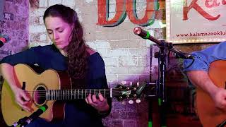 tony mcmanus - julia toaspern6