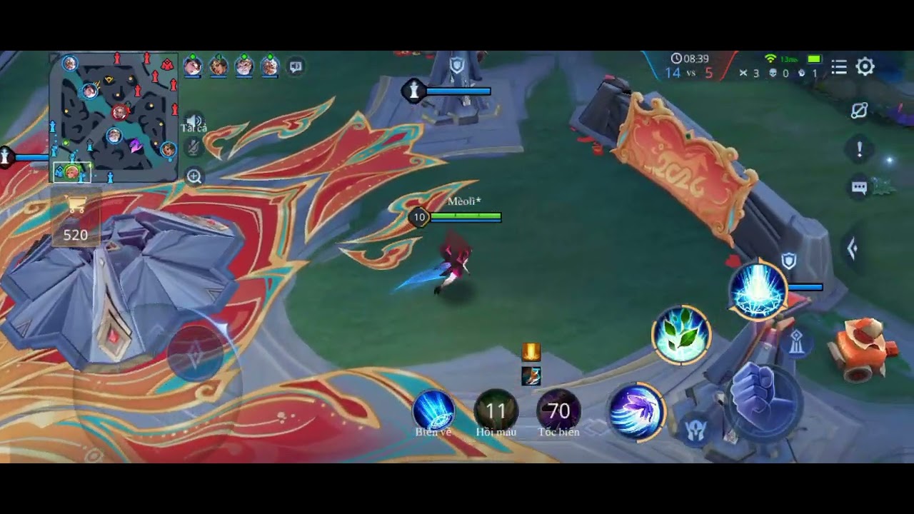 Krixi hất bay đối thủ