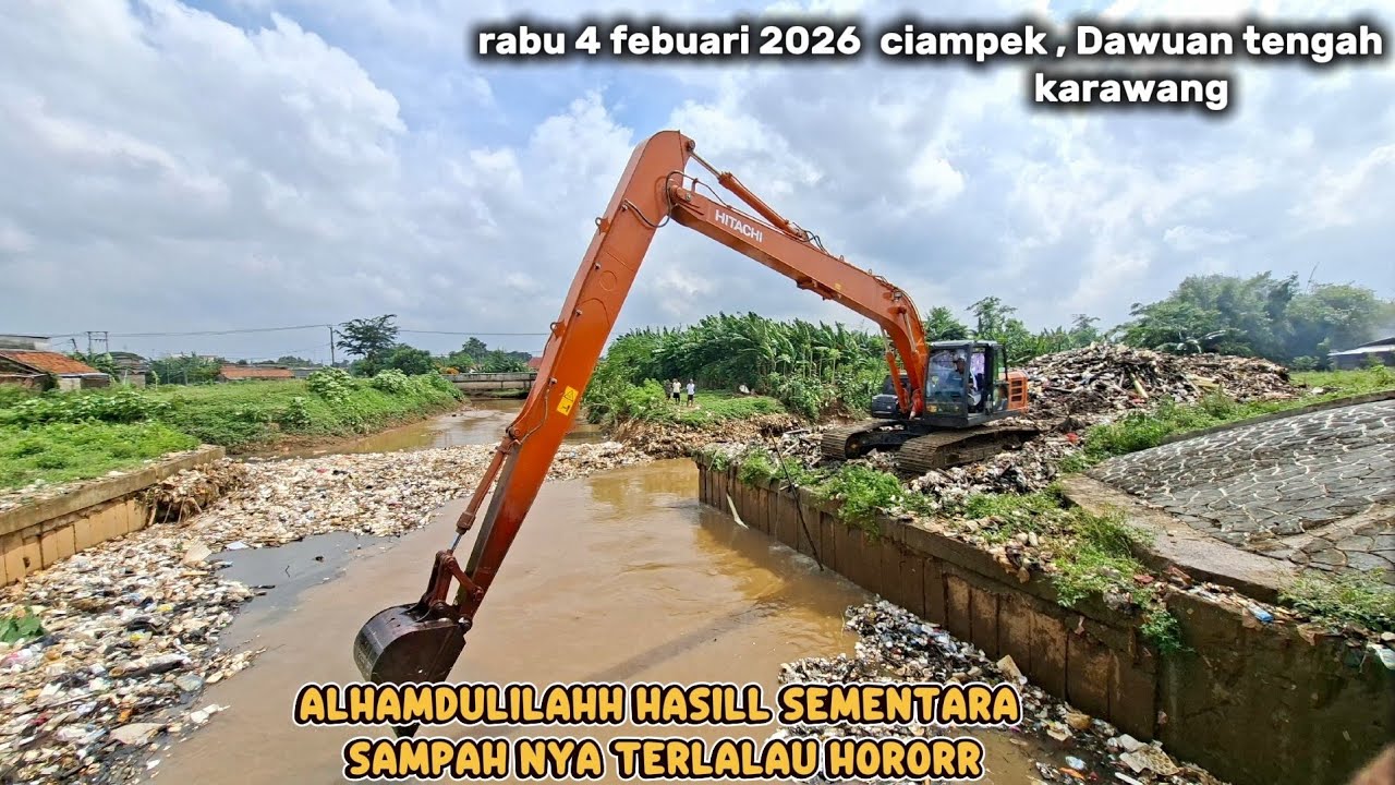 ‼️PENGANGKATAN SAMPAH YANG TERSANGKUT DI JEMBATAN DAWUAN TENGAH KARAWANG❗️VIRALL