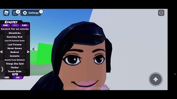 Me and my friend leilani plays roblox