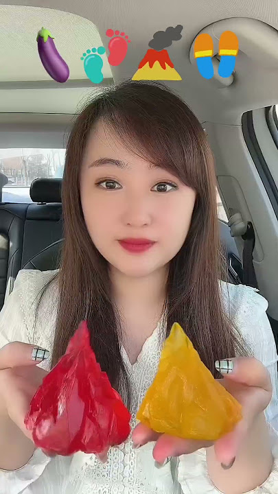 Eat emoticons,eat you bite by bite,the co-pilot eats snacks#food#shortvideo#eatemoticons