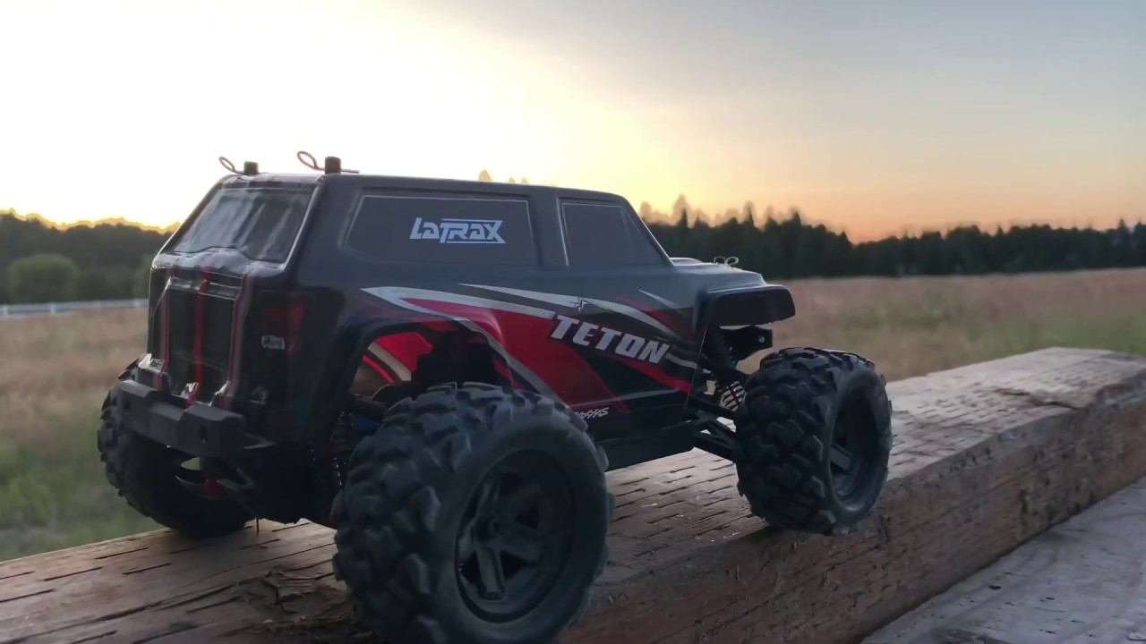 Shredding With The Traxxas Teton - YouTube