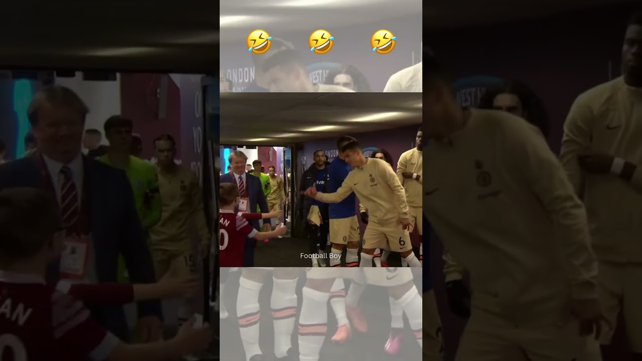 Thiago Silva & West Ham Mascot pranked each other 🤣 