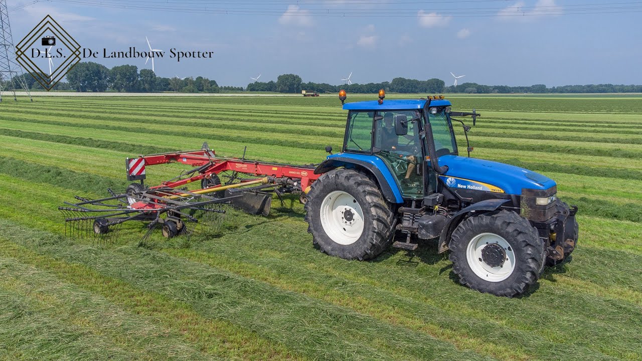 Raking grass | New Holland TM 115 + Vicon Andex 843