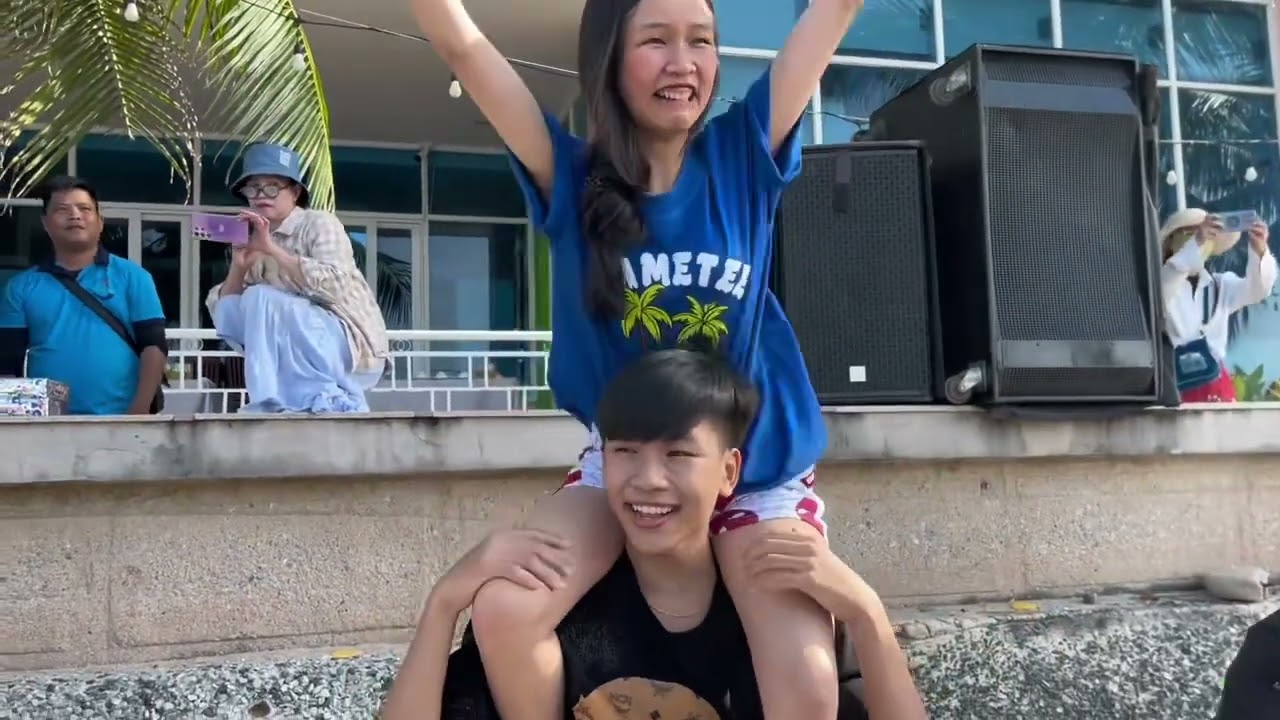 THPT NGUYỄN HỮU THỌ -LỚP 12A12 - LONG HẢI 25/11/2025