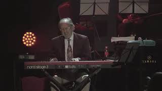 Bob James & Andrey Chmut   FEEL LIKE MAKIN LOVE Live in Kyiv