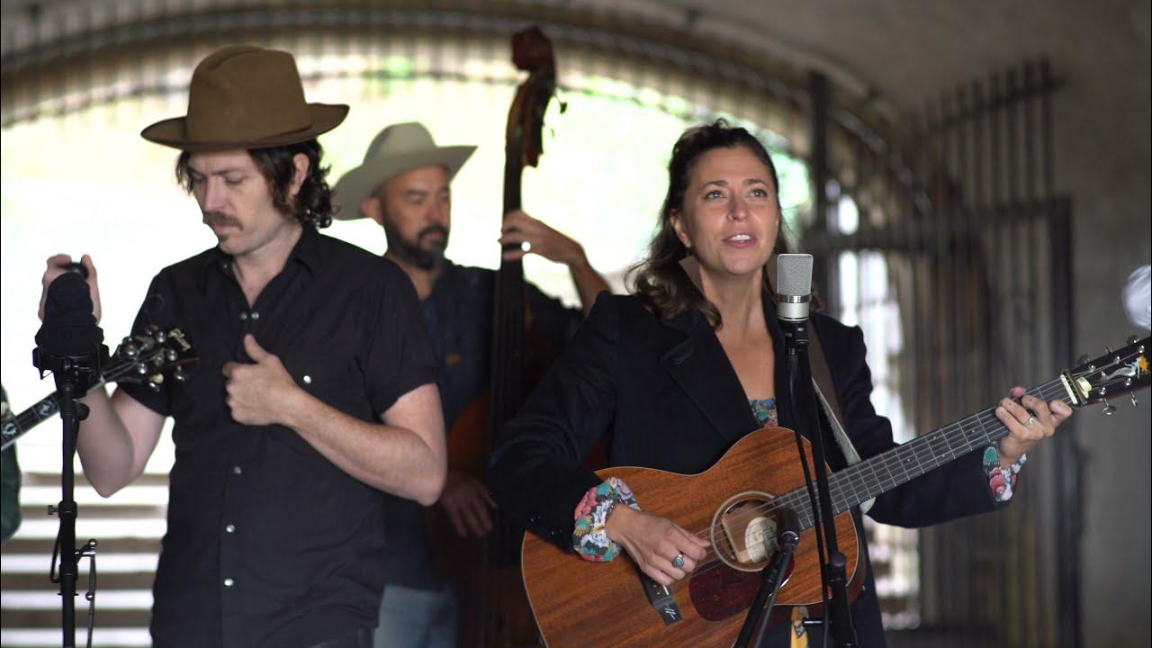 The Brothers Comatose & Lindsay Lou - "Old Song" (by Lindsay Lou) The Brothers Comatose & Lindsay Lou - "Old Song" (by Lindsay Lou)