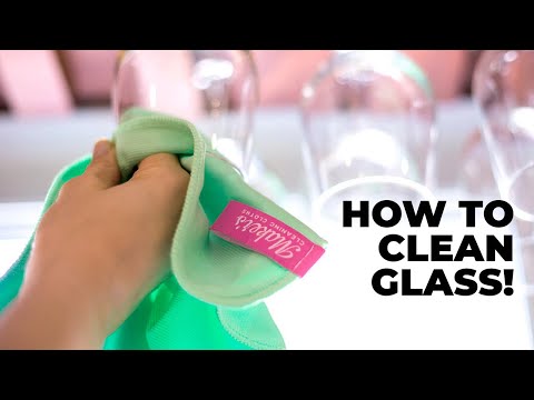 How to Make DIY Glass Cleaner