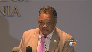 We Should Be Building Bridges, Not Walls Jesse Jackson Takes Aim At Trump At La Rally