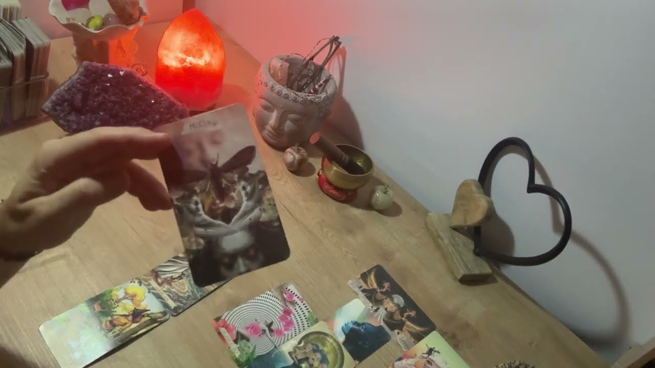 Aklımdaki kişi Sorulara Cevap verdi Tam da Şu Anda #tarot