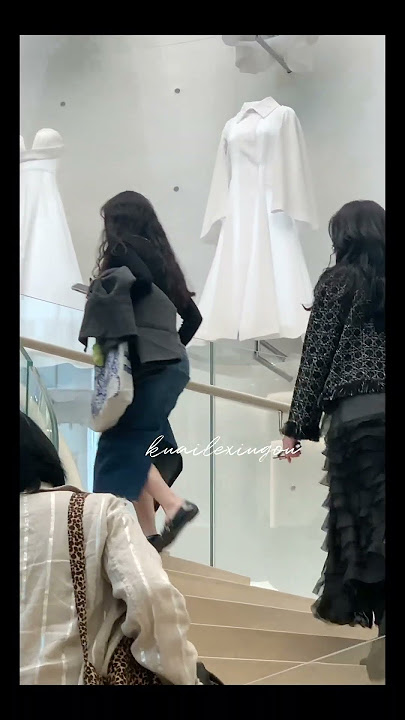 I ran into Dilraba Dilmurat while shopping for Dior ||| What good luck! 30092025 #迪丽热巴