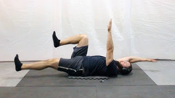 Dead Bug - An Exercise Demo by Optimizing Athleticism