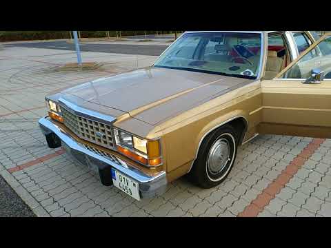 Ford LTD Crown Victoria 1984