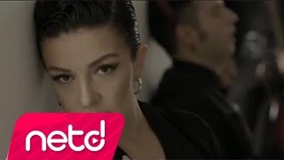 Video thumbnail of "Ozan Doğulu feat Model - Böyle Akşamlar"