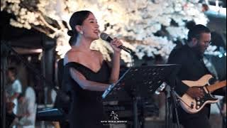 Halo - Beyonce Cover by Ayu Rika Music