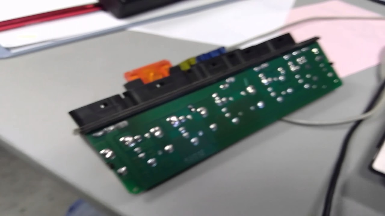 Chrysler crossfire no crank no start part 1 YouTube