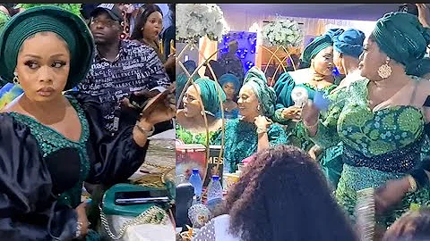 Madam Saje, Sikiratu Sindodo, Kemi Korede Show Off Their Dance Moves While Pasuma Was Performing