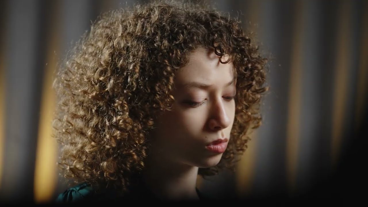 Arielle Beck - J. Brahms - 8 Klavierstücke op. 76 - II. Capriccio - Allegretto non troppo