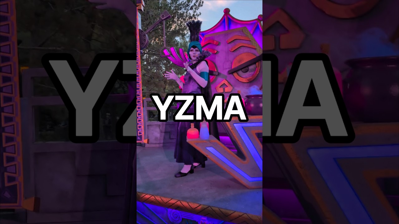 Yzma debuts at Oogie Boogie Bash 2026! #oogieboogiebash #yzma #halloween #disney