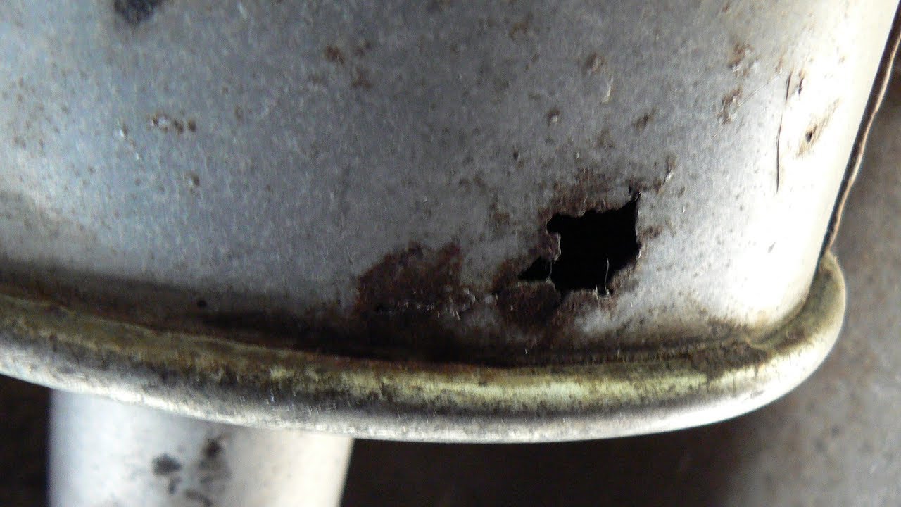 Comment Reparer Un Trou Dans Un Echappement Pour 6 45 Youtube