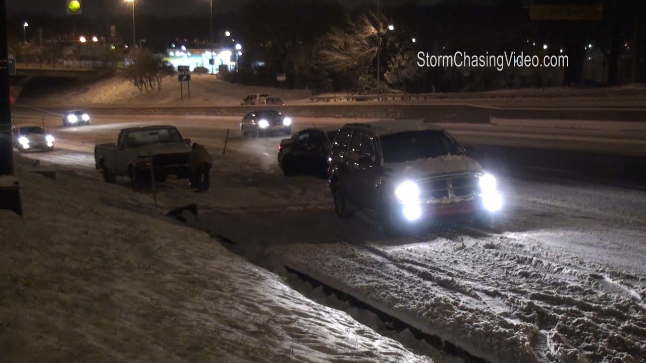 St. Louis, MO Slick Snowy Road Travel Hazards - 1/20/2016