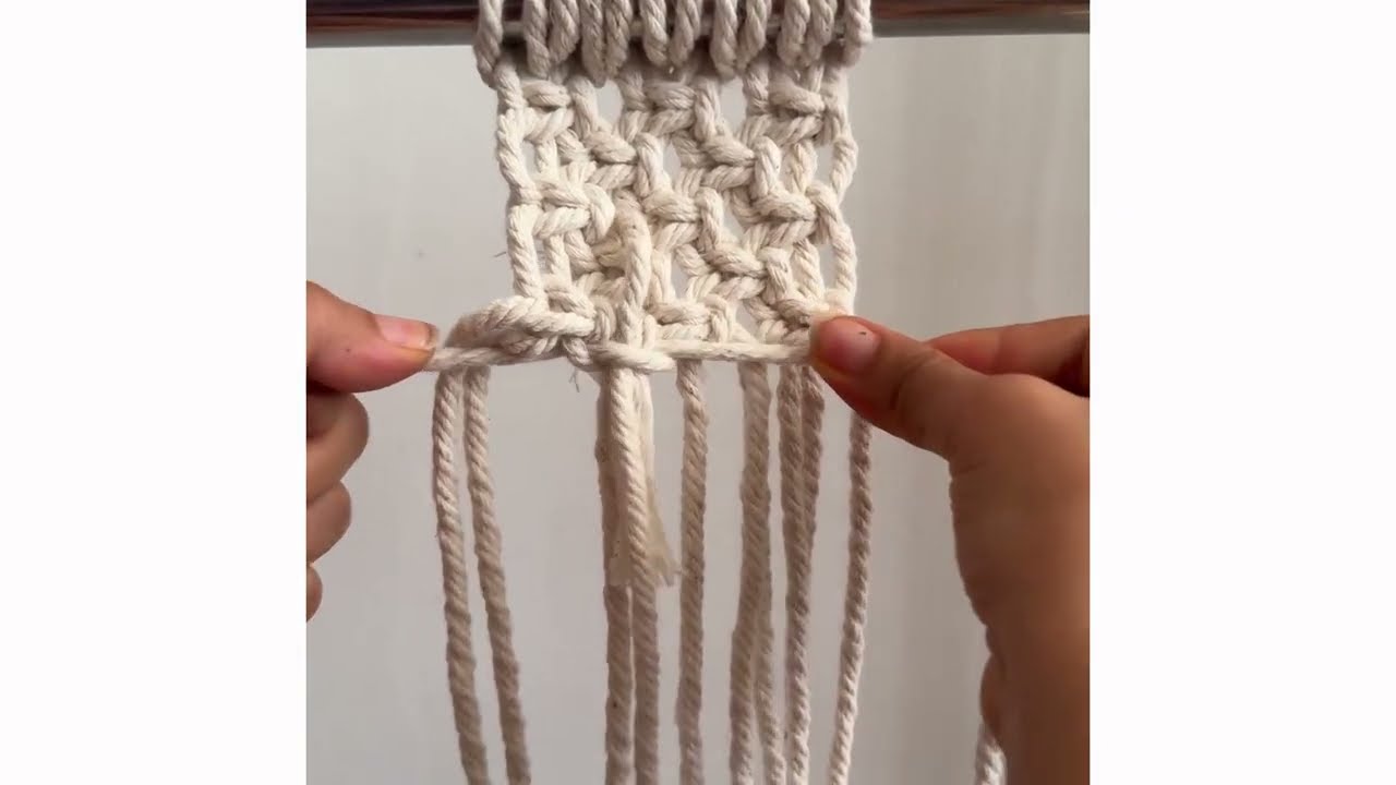 Did your cord run out in the middle of your project?3 proper methods to add cord in macrame weaving