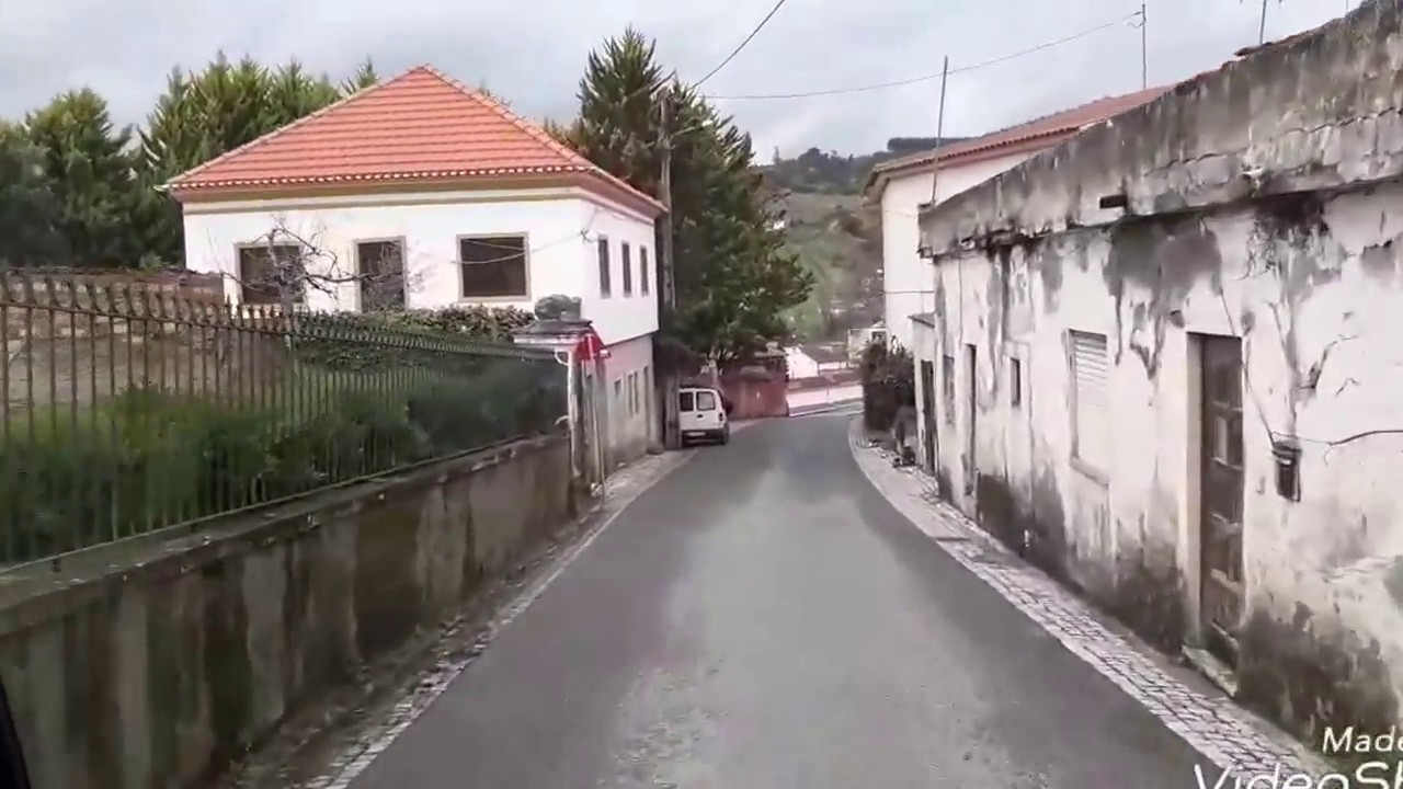 Visita a vila de A dos francos YouTube