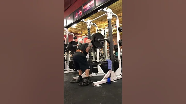Sam Eldin Squat1 225 LB