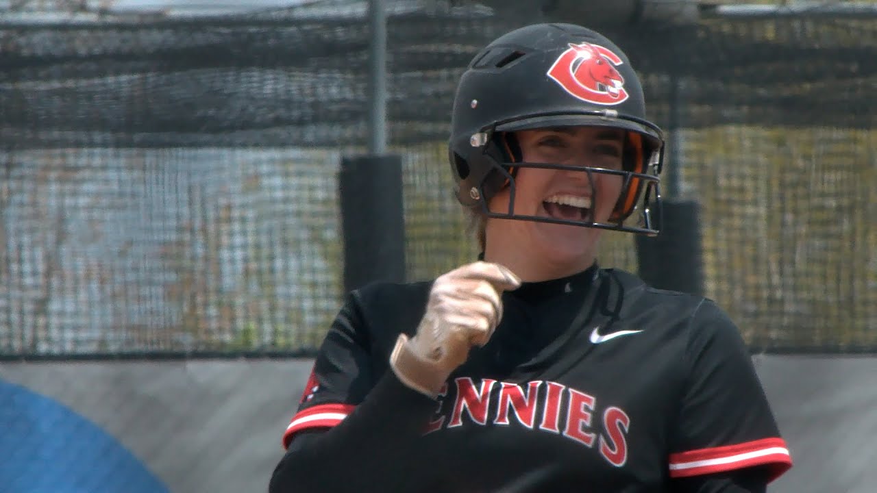 Jennies Softball: Central Missouri picks up fourth straight MIAA sweep on Senior Day