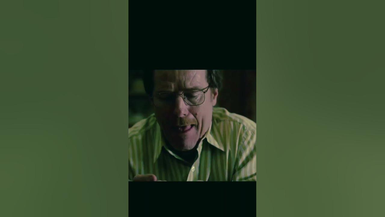 Walter White smoking weed 🔥🔥🔥 #breakingbadseries #walterwhite