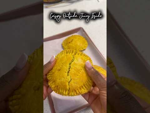 One bite and you’ll want another. 🤤 #meatpie #ghanafood #meatpies