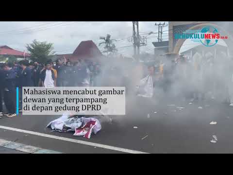 Demo aliansi mahasiswa Bengkulu, Ricuh I Polisi tembakkan gas air mata