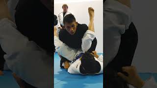 Double Under Pass by Prof. Lucas Pinheiro