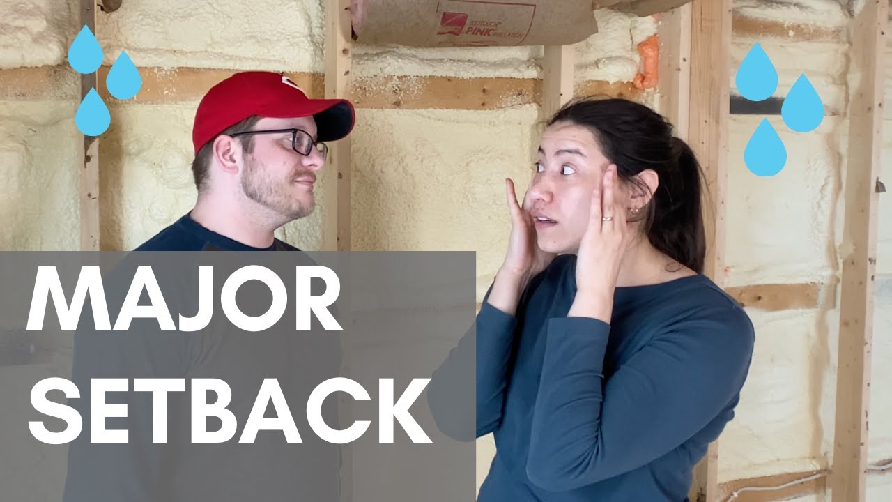 Наши стены мокрые | Не получается нанести монтажную пену своими руками?