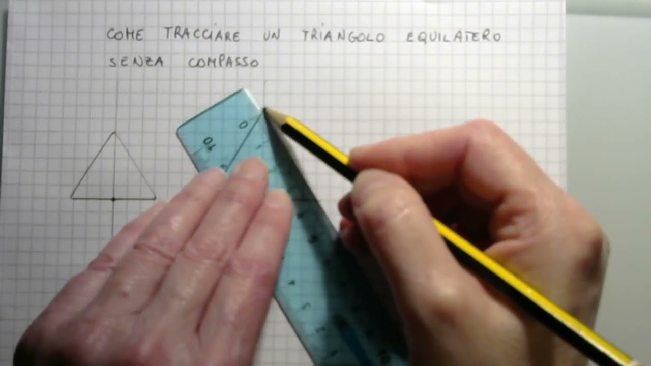 Triangolo equilatero senza compasso.